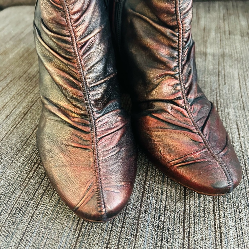Papucei Ladies Size 40 Distressed Leather Ankle Boot - Picture 10 of 10